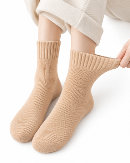 Kuschelsocken beige